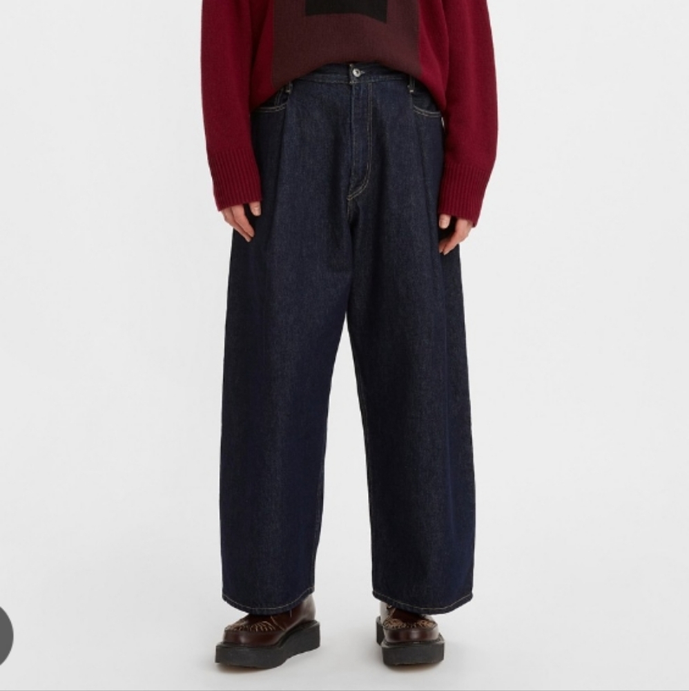 Levis made and crafted pleated pants size 29x 30